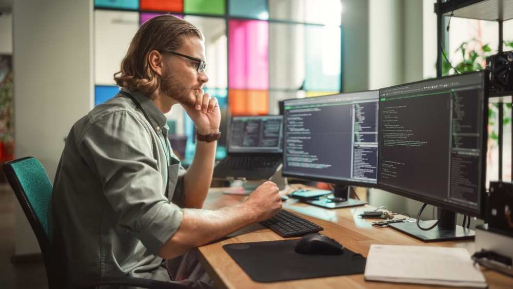 Male and female technical intelligence analysts